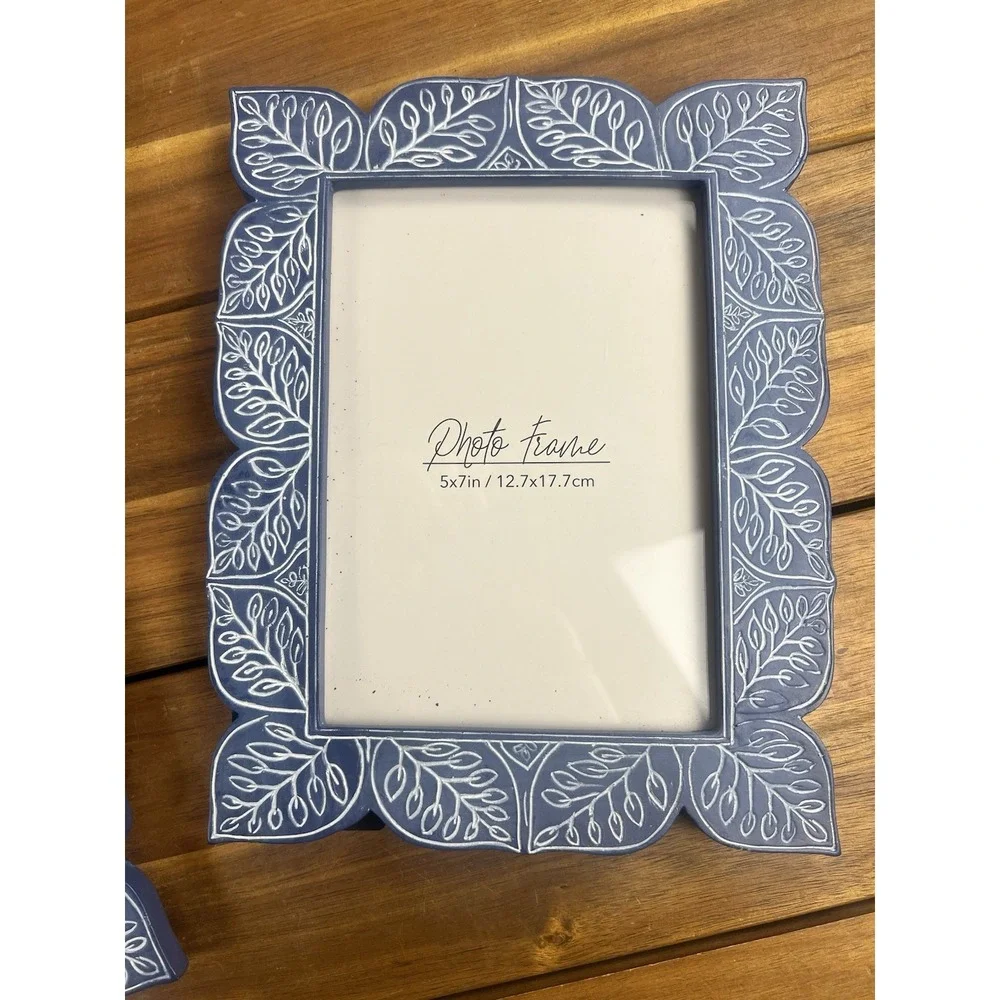 Pair of New View 5x7 Picture Frames Blue with Scandanavian Leaf Design NEW